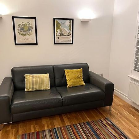 ***Spotless, Bright 1 Double Bed Apartment*** Бат Екстер'єр фото