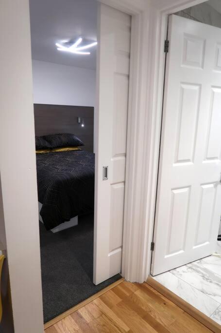 ***Spotless, Bright 1 Double Bed Apartment*** Бат Екстер'єр фото
