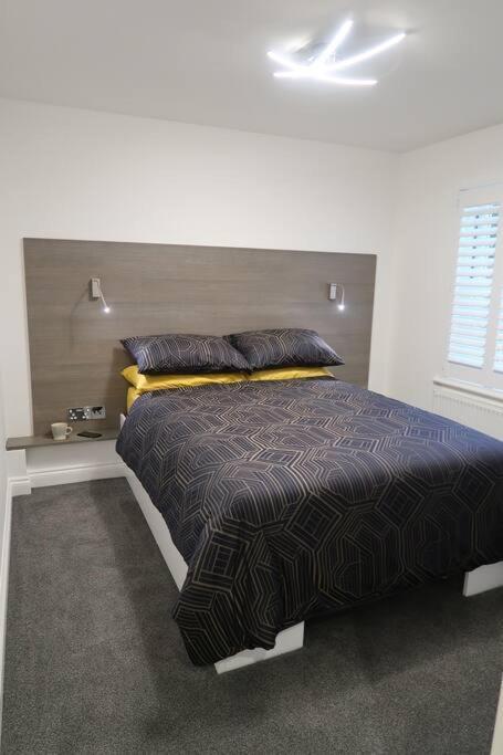 ***Spotless, Bright 1 Double Bed Apartment*** Бат Екстер'єр фото